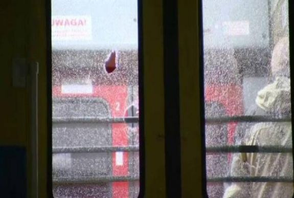 FRISSÍTVE - A rendőrség szerint nem lőttek rá a Temesvár-Resicabánya útvonalon közlekedő vonatra