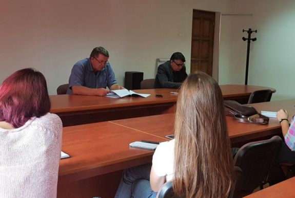 Elmaradt fizetéseik miatt kérik a munkafelügyelőség segítségét Háromszéken