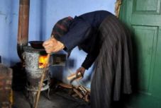 Románia szinte önellátó földgázból, a lakosság többsége mégis fával fűt