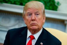 Donald Trump a Mueller-vizsgálat azonnali lezárását sürgette