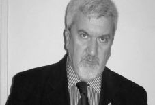 Elhunyt Egyed Péter kolozsvári filozófus