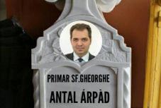Uszítás: „eltemették” Antal Árpád sepsiszentgyörgyi polgármestert
