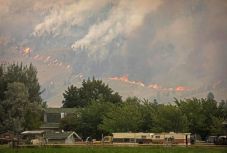 Hatalmas tűz tombol Kanadában