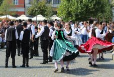 Augusztus közepén ismét pörögnek a szoknyák Kolozsváron és környékén
