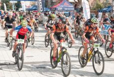 Népes mezőny a csíki biciklis maratonon 