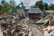 Ismét erős földrengés volt Indonéziában