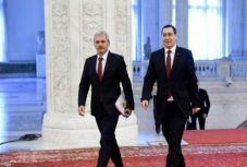 Victor Ponta szerint a kormány most nepotistább mint Ceaușescu idejében