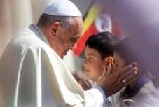 Súlyos vétket ismert be Ferenc pápa