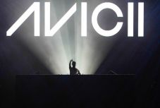 Posztumusz díjat kapott Avicii