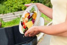 2030-ra a harmadával nőhet a kidobott élelmiszerek mennyisége