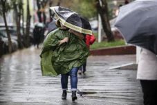 Sok esőt kapunk a nyakunkba a hétvégén