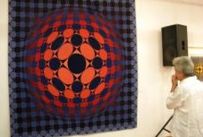 Vasarely-kiállítás nyílt Aradon