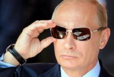 Szkripal-ügy: a Kreml mérlegeli, hogyan válaszoljon az újabb amerikai szankciókra