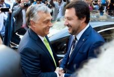 Orbán Viktor: Matteo Salvini nem hátrálhat meg