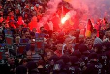 A bevándorlók ellen tüntettek egy német városban