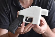 Leállították a 3D-ben kinyomtatható fegyverek forgalmazását 