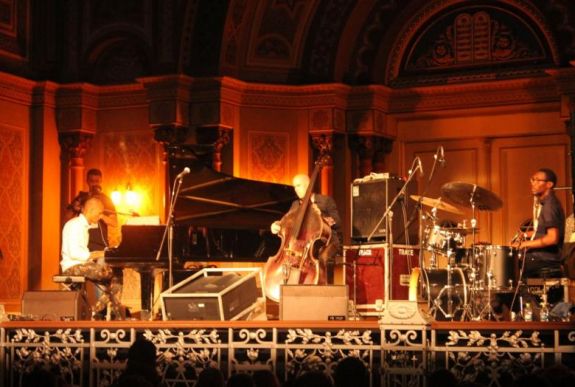 Jazzes „utazások” Nagyváradon: zenével a világ körül