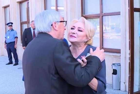 FRISSÍTVE - Kedden végül létrejött a Juncker-Dăncilă-találkozó