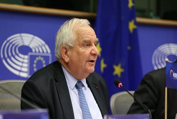 Döntést hoztak az Európai Néppártban a Fideszről