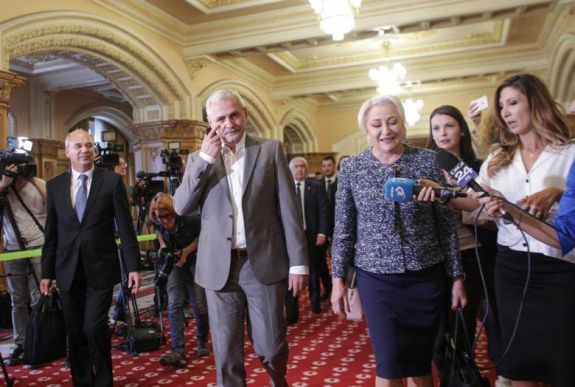A PSD végrehajtó bizottsága bizalmat szavazott Liviu Dragneának (percről percre)