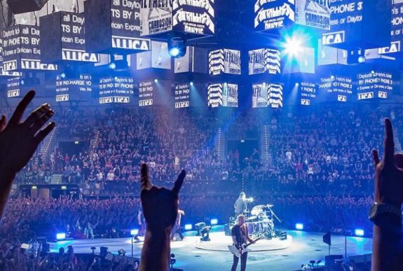 Jó hírt kaptak a romániai Metallica-rajongók