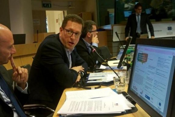 Vincze: fontos, hogy az egyének és intézmények éljenek anyanyelvhasználati jogaikkal