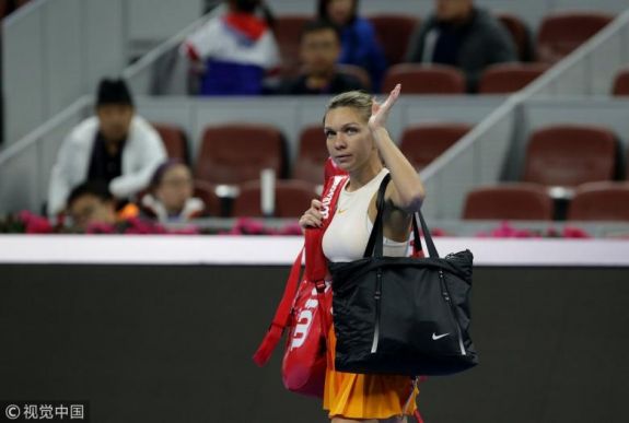Feladta a mérkőzést Simona Halep a pekingi torna nyitófordulójában