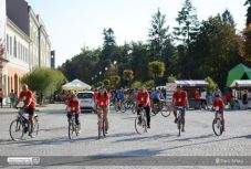 Tekerj egy jó célért: közösségépítő adománygyűjtés Sepsiszentgyörgyön 