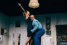 Szászrégenben vendégszerepel a marosvásárhelyi színház