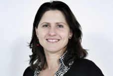 Román származású sportminisztere lett Franciaországnak