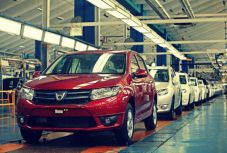 Hirtelen megnőtt az új autók iránti kereslet Romániában