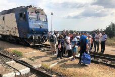 Nehezen tudnak hazajutni a turisták a román tengerpartról