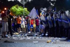 Vizsgálatot kér a PSD a kormányellenes tüntetések ügyében