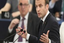  Párizs 8 milliárd eurót szán a szegénység leküzdésére 