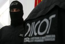 Kábítószert talált a DIICOT két jó nevű bukaresti újságírónál