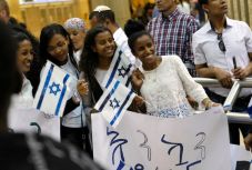 Izrael befogad újabb ezer zsidó származású etiópot