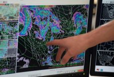 Eltűnt egy orosz katonai repülőgép a Földközi-tengeren