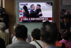 Nehéz kérdésekről tárgyal Dél- és Észak-Korea