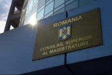 Döntött az alkotmánybíróság, az államfőnek ki kell hirdetnie a CSM-törvényt