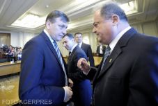 FRISSÍTVE - Visszatér a politikába Antonescu és Blaga: indulnak az EP-választásokon