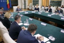 FRISSÍTVE - Hivatalos: erre a kérdésre kell majd válaszolni a kétnapos referendumon