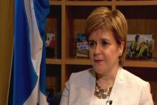 Skót miniszterelnök: ha nincs megállapodás, el kell halasztani a kilépést