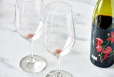 Ezzel a trükkel tiszták lesznek a borospoharak