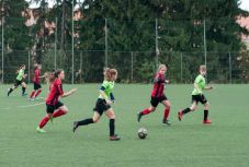 Csíkban nem csak a fiúk tudnak focizni