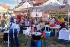 Emlékérmet is átadtak a Parajdi Töltött Káposzta Fesztiválon