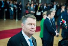 Vladimir Borțun: kisebbségi jogokat támadva Johannis katolikusabb akart lenni a pápánál