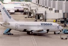 Közel kétszáz pénteki járatát törölte sztrájk miatt a Ryanair