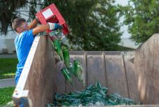 Ajándék sörrel ösztönzik az üveghulladék-gyűjtést Háromszéken