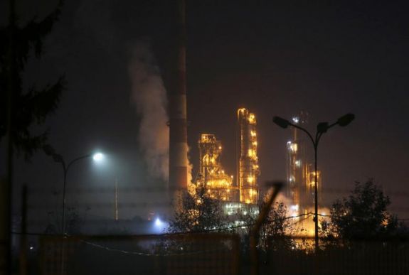 Robbanás volt egy boszniai olajfinomítóban, többen megsértültek