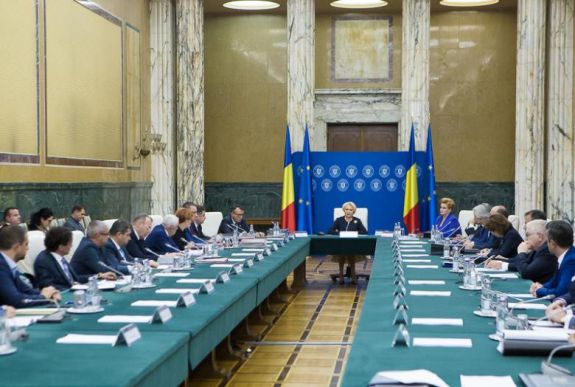 Elfogadta a kormány az új nyugdíjtörvény tervezetét